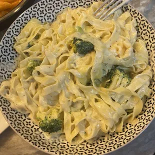 Fettuccine Alfredo with Broccoli