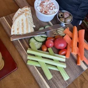 Hummus and veggies