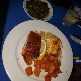 Salmon. Mac and Yams