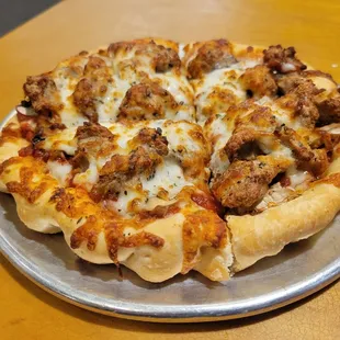 What 7&quot; is supposed to look like, jk. Mama Mia without olives.$10.25 with soup or salad.
