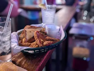 Poodie's Hilltop Bar & Grill