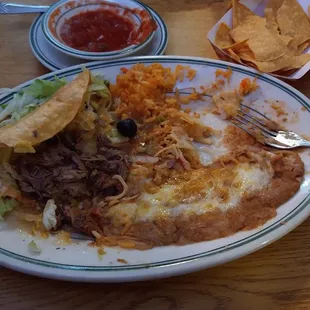 Beef Taco and Cheese enchilada.