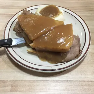 Hot Roast Beef Sandwich &amp; Whipped Potatoes