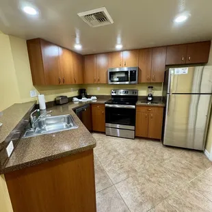 02.14.25 full kitchen