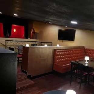 sushi and sashimi, interior