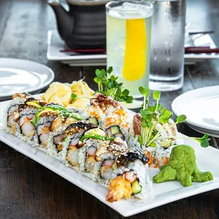 Dragon Roll, Spider Roll &amp; High Time Signature Cocktail