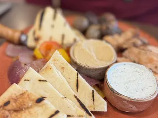 Atlas Restaurant & Bar