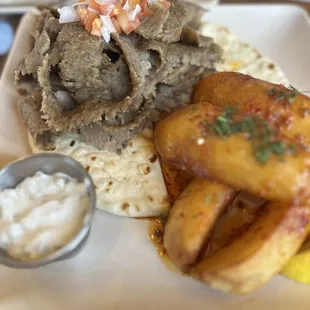 Gyros plate with roasted potatoes