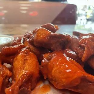 Great wings - satisfied - great service