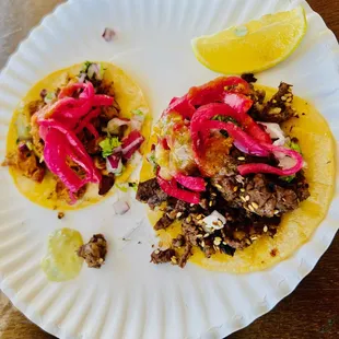 El Chino = chicken &amp; bulgogi tacos