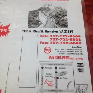 the menu for the great wall restaurant