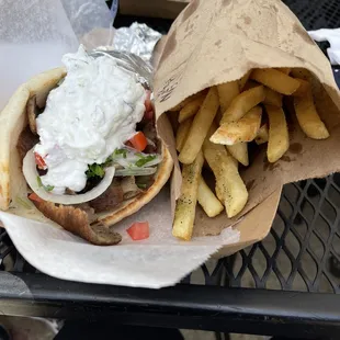 Gyro Pita French Fries