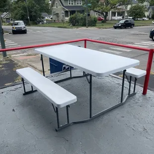 Outdoor siting area