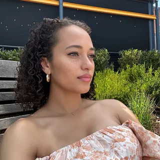 Kála E.