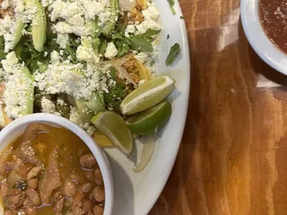 Leones Mexican Grill & Panaderia