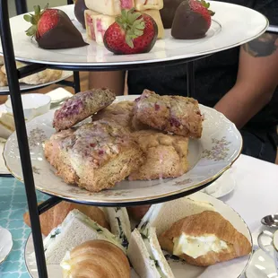 Love that they have afternoon tea in Lincoln!