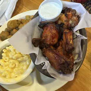 poultry, chicken wings and fried chicken, chicken wings, fried chicken wings, food, bbq wings, fried chicken, chicken, bbq chicken