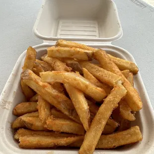 Crispy fries that came with the plate!