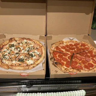 Pepperoni pizza