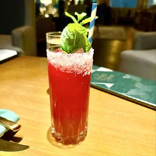 Hibiscus Kiss