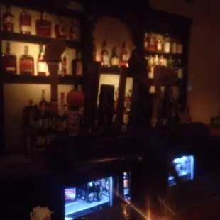 Great selection of 20 craft beers on tap !