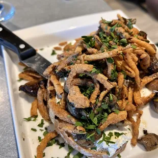 Roasted Mushroom Toast