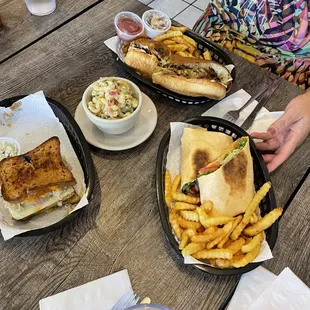 Reuben,Macaroni, buffchk wrap , Philly cheesesteaks