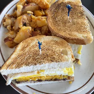 Breakfast sandwich
