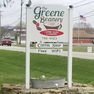 Cant miss them. Right of SR41