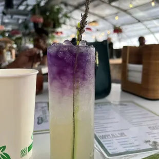 Lavender Lemonade Cocktail