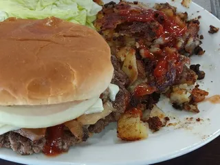 Kelly's Family Diner