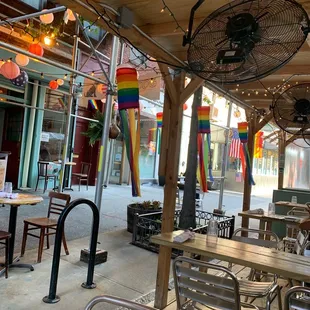 outside, ramen and noodles