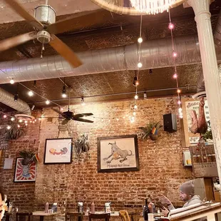 sushi and sashimi, interior