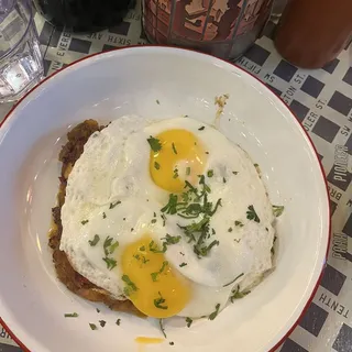 Iced Oat Milk Chai Latte