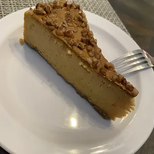 Pumpkin pecan cheesecake