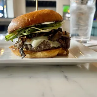 Greyhound Pub Burger