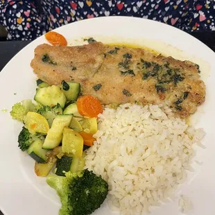 Lemon Garlic Fish Fillet Lightly breaded with fresh veggies