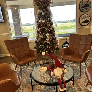 This restaurant is inside the country club inside a subdivision - nice atmosphere