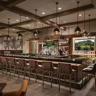 U-shaped bar in main dining room