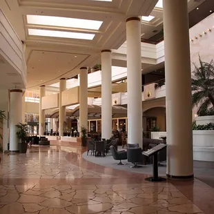Westin Grill is off to the left of the main lobby within the Westin Long Beach hotel.