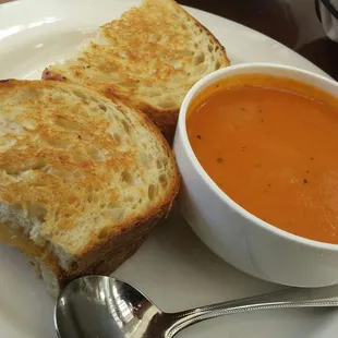 Tomato Basil Bisque