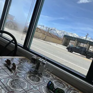 Views of the Sierra out the window are always stellar