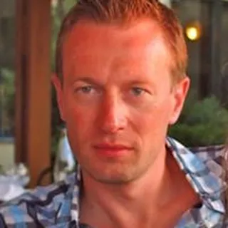 Peter D.
