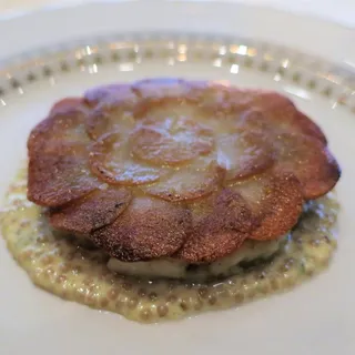 THE SEAGRAM CRAB CAKE