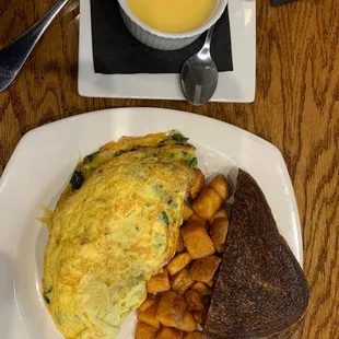 Omelette, rye toast, side of Hollandaise