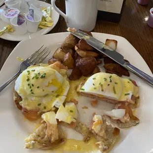 Smoked Salmon Eggs Benedict
