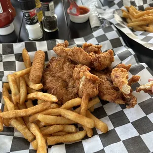 Chicken Fingers and fries (possibly seasonal, visited mid March 2023).
