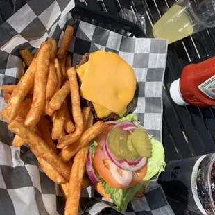 Trident burger