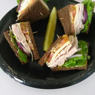 Turkey sandwich on toasted squaw bread