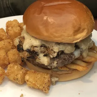 Poutine Burger